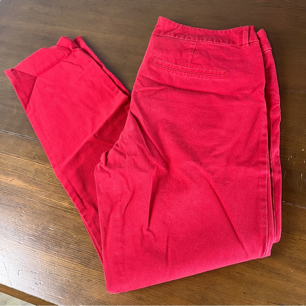 Old navy red pixie mid rise pant